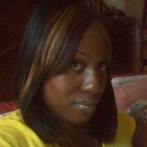 Meet your Posher, Maxine